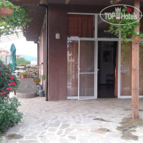 Zora Guest House