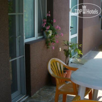 Zora Guest House
