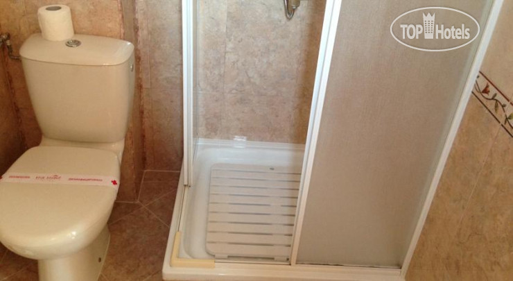 New photos from tourists Hit Hotel  2*