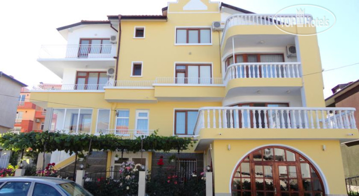 Hotelier's photos Green Home Family Hotel 2*