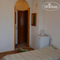 Dora Guest House