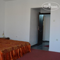Dora Guest House