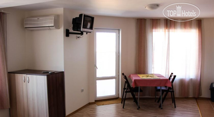 New photos from tourists Villa Maris 2*