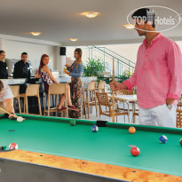 Alua Helios Bay Billiards
