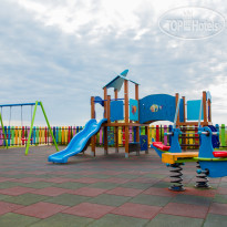 Alua Helios Bay Children playground