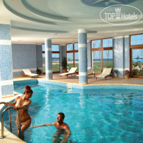 Alua Helios Bay indor pool
