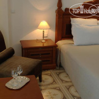 The Cliff Beach & Spa 