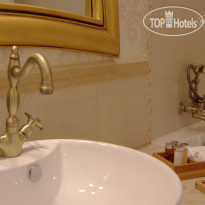 The Cliff Beach & Spa ванная комната