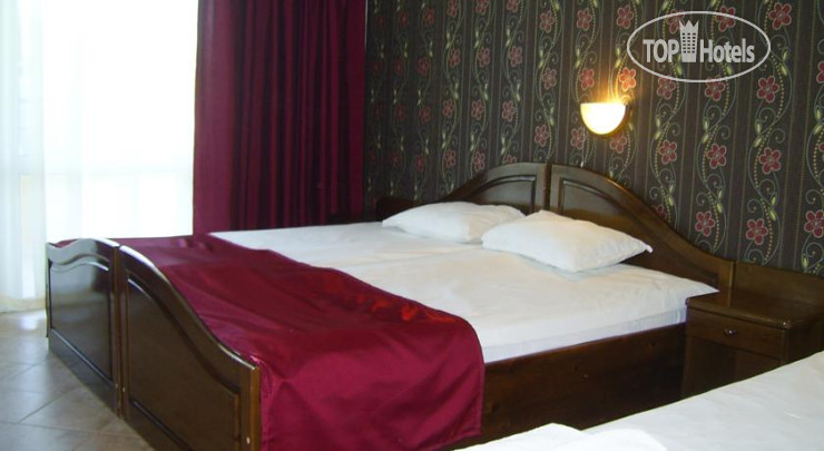 New photos from tourists Feniks 2*