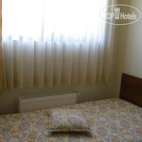 Deskoni's Place Guest House 