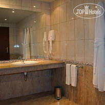 Riviera Beach Hotel & Spa 