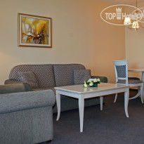 Riviera Beach Hotel & Spa 