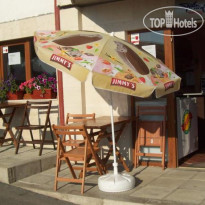 Dinev Guest House