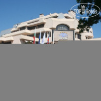 Vris Aparthotel Отель