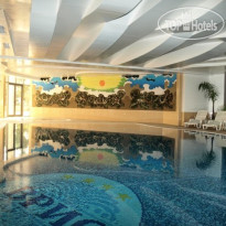 Vris Aparthotel Бассейн