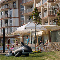 Royal Bay Apartments 