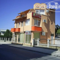 Lilia Guest Rooms