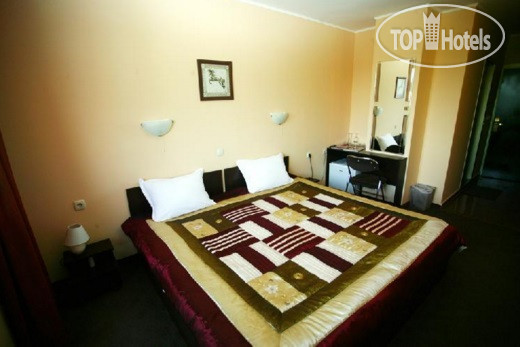 New photos from tourists Formula 1 Motel 1*