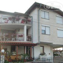 Ianakiev Guest House 