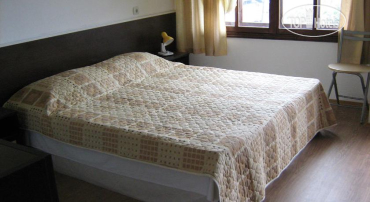 New photos from tourists Guestrooms Roos 1*