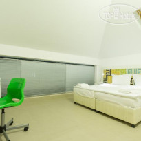 Play Hotel