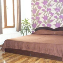 Priyateli Hotel  