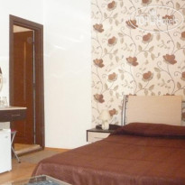 Priyateli Hotel  