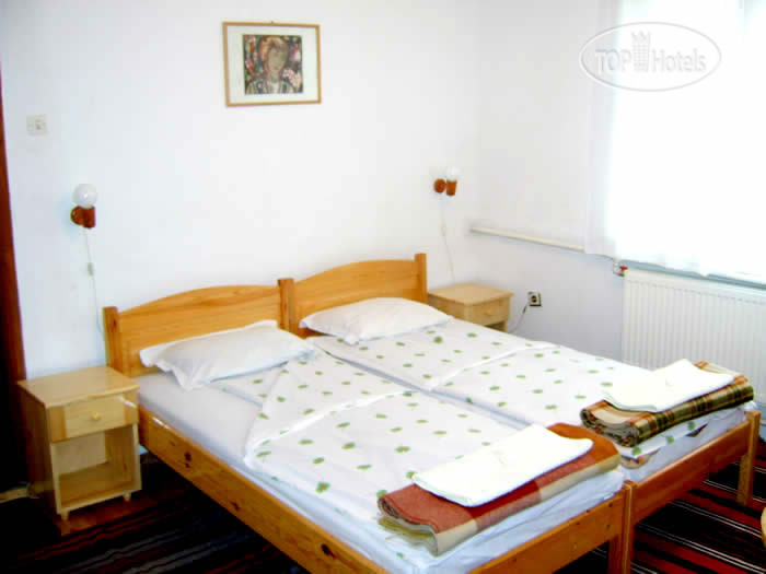 New photos from tourists Borimechkovata Kashta 2*