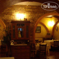 La Roka Hotel