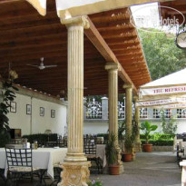 La Roka Hotel
