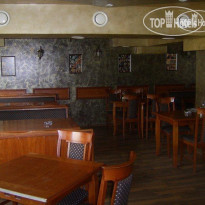 Fun House Hotel Отель
