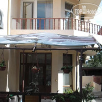 Dobrevi Guest House 