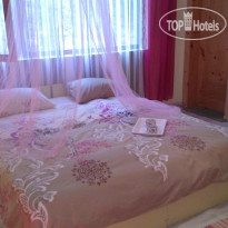 Villa Sapphire Guest Rooms  