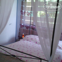 Villa Sapphire Guest Rooms  