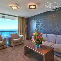 INTERNATIONAL Hotel Casino & Tower Suites 