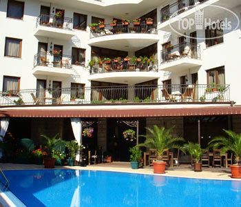 New photos from tourists Villa Maria Revas 5*