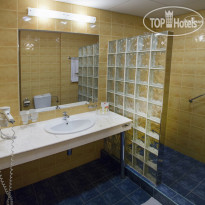 Riu Helios Bathroom