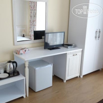 The Step Family Hotel Номера