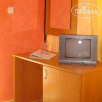 Friends Family Hotel