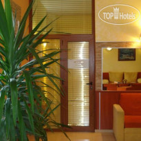 Friends Family Hotel