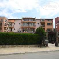 Friends Family Hotel