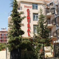 Central Hotel