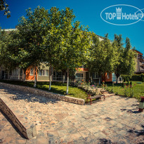 Green Fort Aparthotel