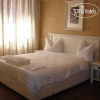 Sun Hotel & Restaurant