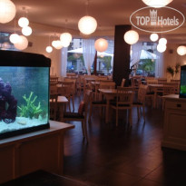 Sun Hotel & Restaurant