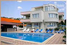 New photos from tourists Sunny Twins 3*