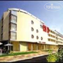 Avenue Hotel 