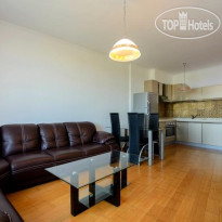 Purple Star Apartments
