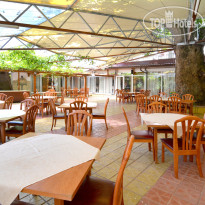 Estreya Palace