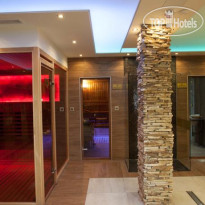 Amira Hotel